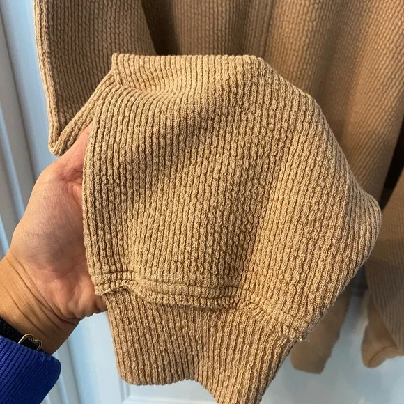 Aerie Wonder Texture Vneck Sweatshirt Knit - Picture 6 of 7